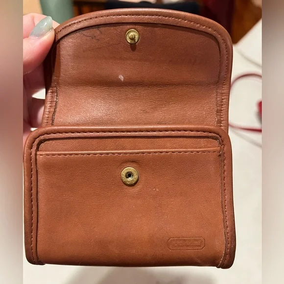 Vintage Coach Multifunction Wallet in British tan - Picture 7 of 8